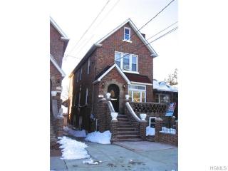 2529 Laconia Ave, Bronx, NY 10469-1408