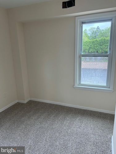 528 Byberry Rd, Philadelphia PA 19116-2112 exterior