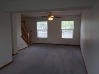 5900 Scotsman Ct, Dublin, OH 43016-2235
