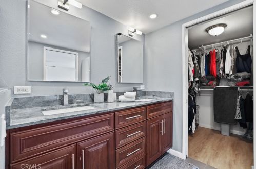 22112 Comanche Rd, El Toro CA  92630-3510 exterior