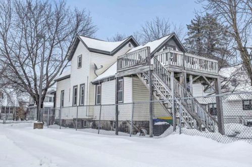 1079 Shawano Ave, Green Bay WI  54303-3061 exterior