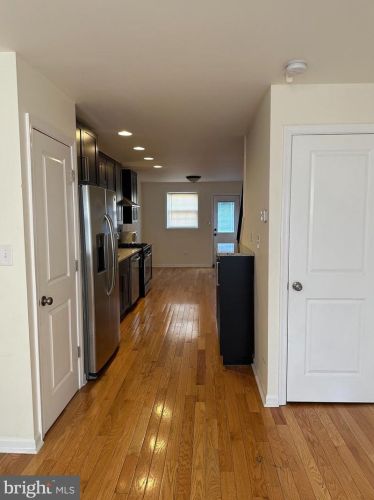 613 Earp St, Philadelphia PA  19147-5807 exterior