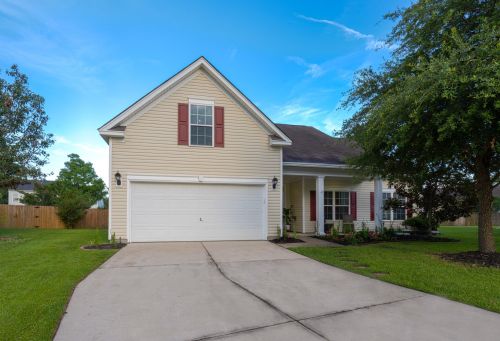 514 Sparkleberry Ln, Ladson, SC 29456-3891