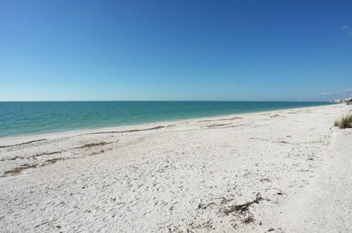 27420 Hickory Blvd, Bonita Springs, FL 34134-8409