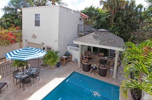 258 Granada Rd, West Palm Beach FL  33401-7921 exterior