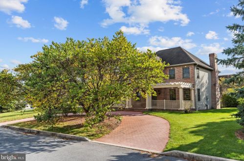6279 Withers Ct, Harrisburg, PA 17111-6955