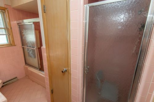 4124 89, Milwaukee WI 53228-2210 exterior