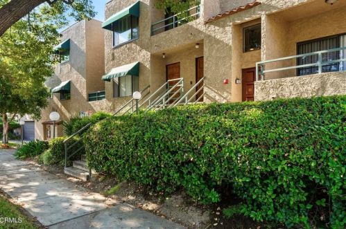 1124 Chestnut St, Glendale, CA 91205-2565