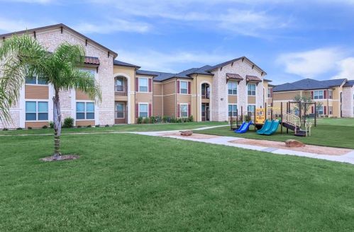 2601 Border Ave, Weslaco TX  78596 exterior