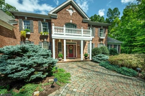 22 Fieldview Dr, Sparta NJ  07871-2744 exterior