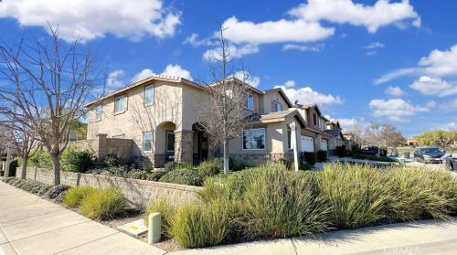 53221 Savannah Ct, Lake Elsinore CA  92532-1623 exterior