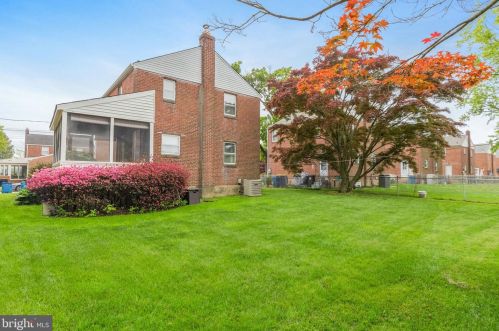 3 Olga Rd, Wilmington DE  19805-2039 exterior