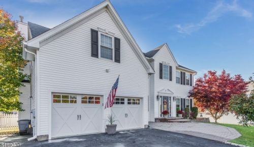97 Shippen Rdg, Oxford, NJ 07863-3259