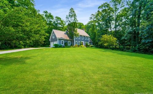 141 Edstrom Rd, East Hampton, CT 06447-1338