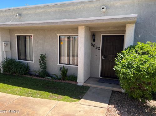 5032 New World Dr, Glendale, AZ 85302-5024