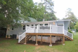430 Dogwood Ln, Townville, SC 29689-3708
