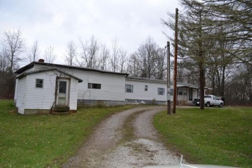 421 Connor Ave, Pataskala, OH 43062-9353
