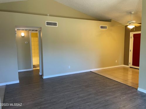 8769 Almond St, Tucson AZ  85730-4812 exterior