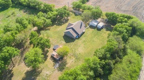 7602 Gussie Nell Davis Dr, Greenville TX  75402-4783 exterior