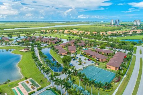 1508 Mainsail Dr, Naples FL  34114-8823 exterior