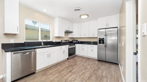 963 Bonnie Brae Ct, Ontario, CA 91762-1526