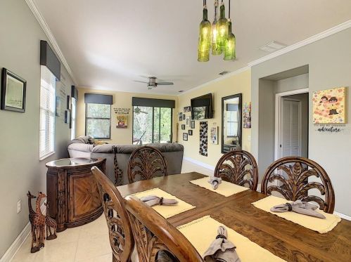 1727 Encinitas Way, Kissimmee FL 34759-6201 exterior