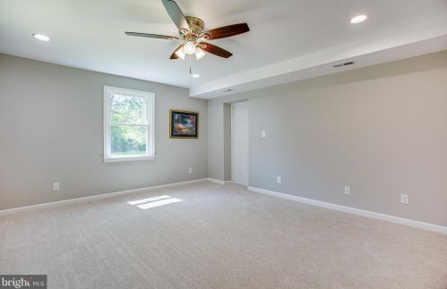 10600 Woodland Dr, Fredericksburg VA  22407-7759 exterior