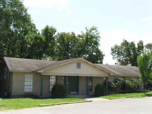 208 Fred Rains Dr, North Little Rock, AR 72120-5458