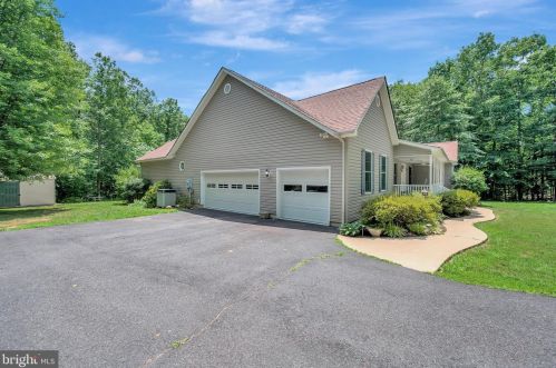 31342 Paynes Farm Dr, Locust Grove, VA 22508-2534
