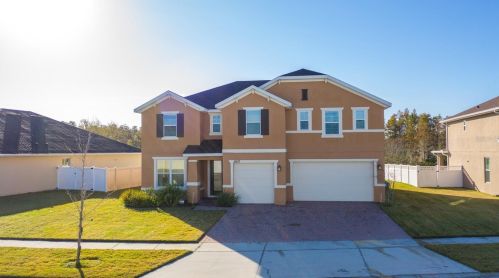 5012 Whistling Wind Ave, Kissimmee, FL 34758-3290