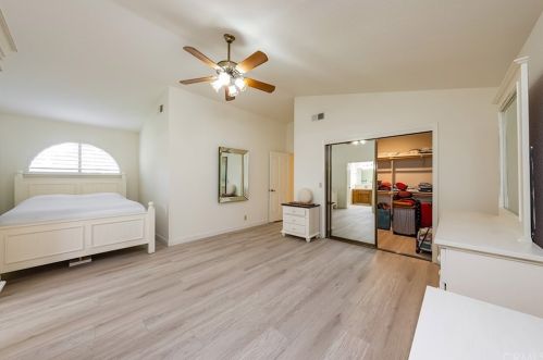 508 Heatherwood Dr, Madera CA  93637-2744 exterior