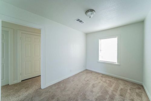 1120 Ramsey Ave, Fort Worth TX 76104-6528 exterior