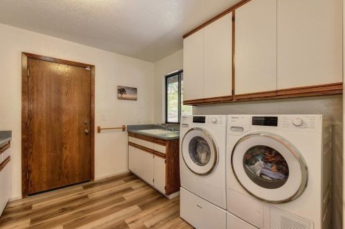 18065 Alexandra Way, Grass Valley CA  95949-7356 exterior