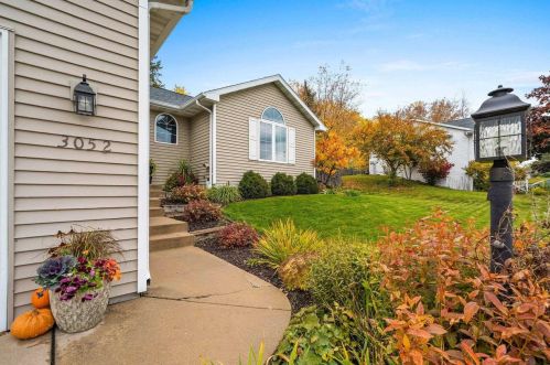 3052 Crusade Ln, Green Bay, WI 54313-5400