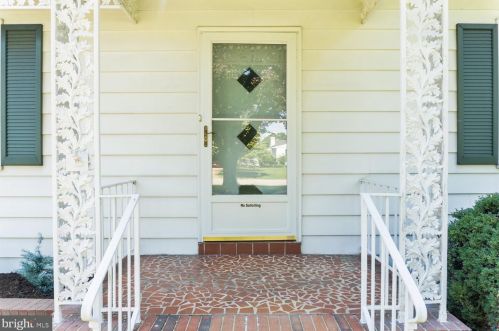 7391 Ford Ave, Mechanicsville, VA 23111-1317