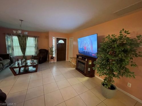 235 Eaglesmere Dr, Lehigh Acres FL  33936-7541 exterior