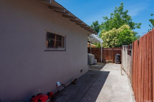 2591 White Ave, Chico CA  95973-0622 exterior