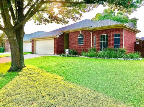 1709 Prescott Dr, Midlothian, TX 76063-7934