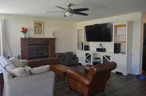 940 Keiko St, Los Banos CA  93635-5212 exterior