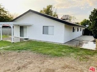 814 Lightcap St, Lancaster CA 93535-2720 exterior