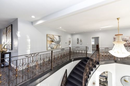 568 Avenida Esplendor, Walnut CA  91789-2684 exterior