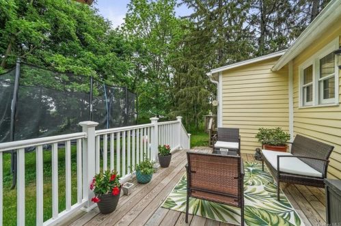 130 Osborne Hill Rd, Fishkill NY  12524-2515 exterior