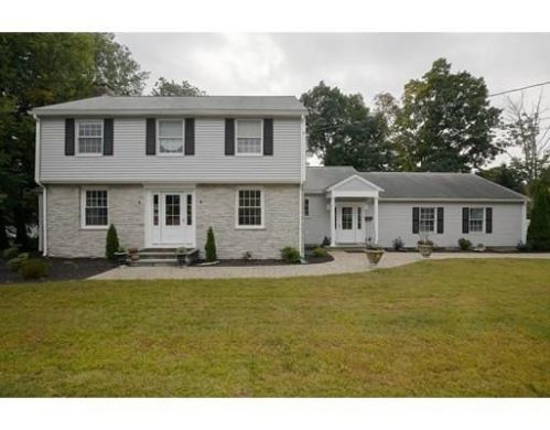 77 Maple Ave, Shrewsbury, MA 01545-5333