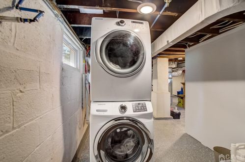 2001 Bell Pl, South Plainfield NJ  07080-2600 exterior