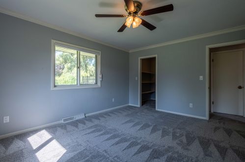1545 Cedar Ln, Milwaukee WI  53217-1102 exterior
