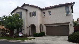 1739 Castoro Way, Hanford CA  93230-8954 exterior