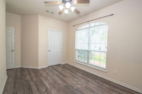 3114 Orange St, Pearland TX  77581-3355 exterior