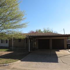 864 14th St, Oklahoma City, OK 73160-1649
