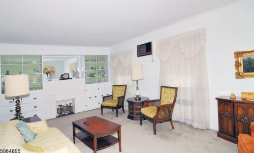 263 Pine Ave, Garwood, NJ 07027-1440