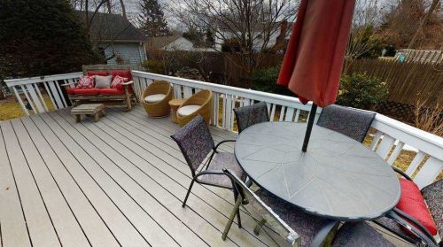 14 Smith St, South Setauket NY  11720-3859 exterior